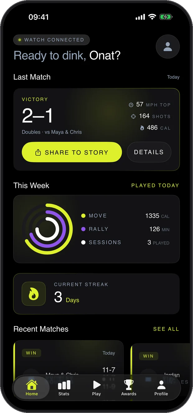 Home screen with the last match card, weekly rings and streak