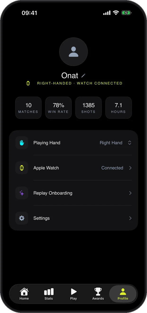 Profile screen with match count, win rate, shots and play time